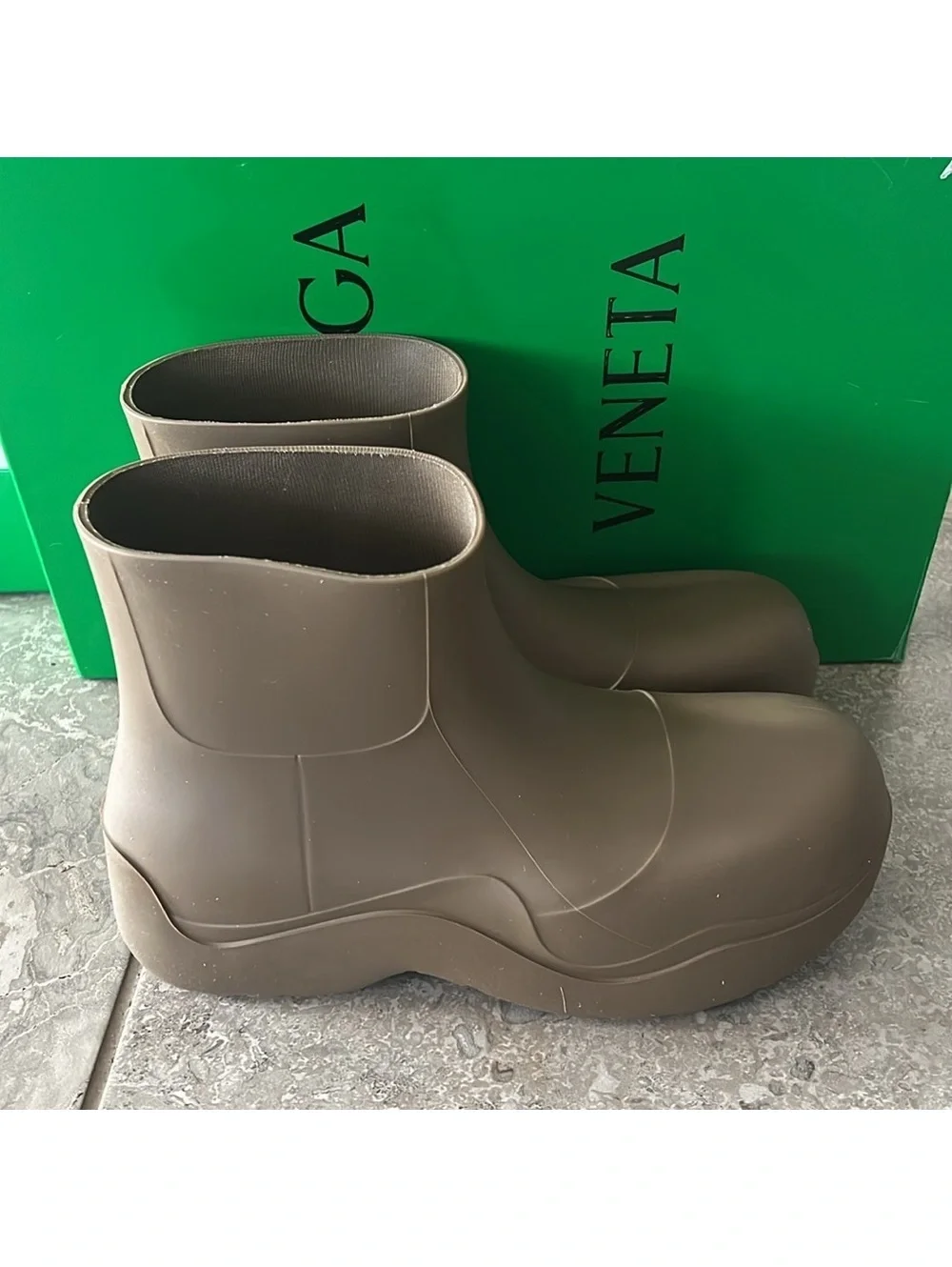 Bottega Veneta Men's Puddle Rain Boots Ankle Boots, Brown Size 42 New +DustBag
